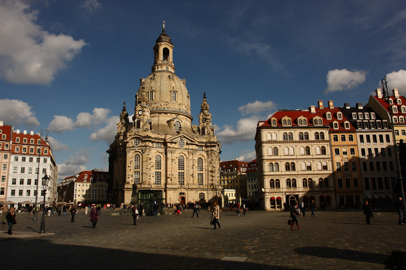 Dresden-(73).jpg - Die Frauenkirche im wieder aufgebauten alten Stadtbild.