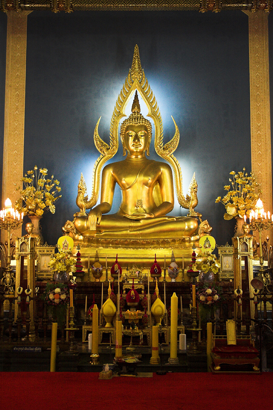thai12.jpg - Buddha im Wat Benchamabophit.